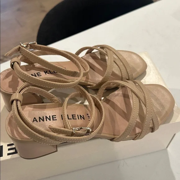 NWT Anne Klein Sandals - Picture 4 of 7